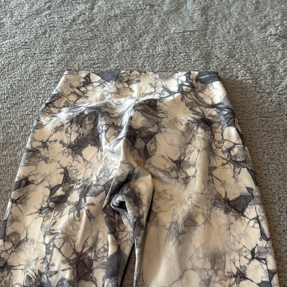 Lululemon Wunder Under Hi-Rise Tight  28
Dual Shibori Antique Whit Baltic size 6 - Picture 5 of 6